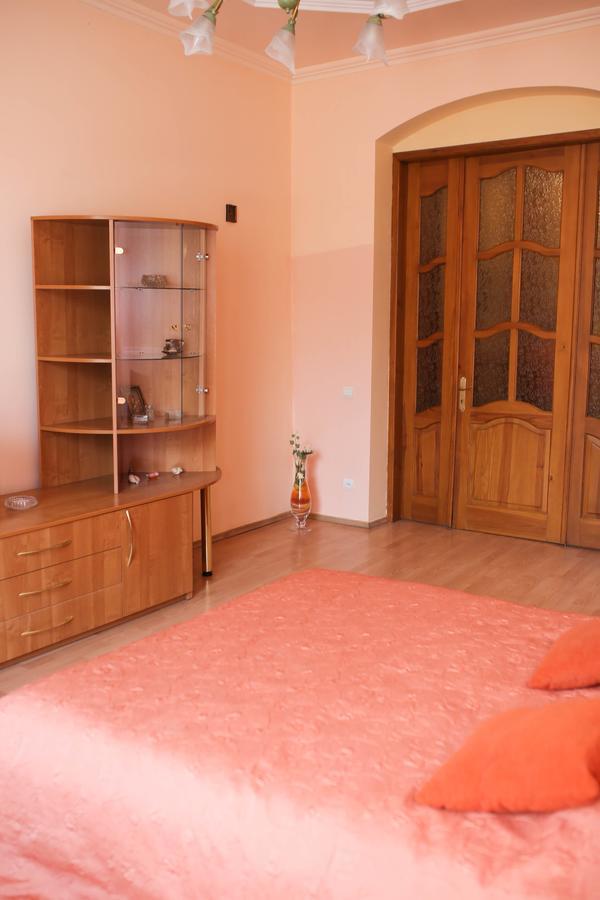 Apartment Near St. Elizabeth Church إلفيف المظهر الخارجي الصورة